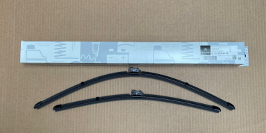 Mercedes-Benz CLA-Class GLA-Class Genuine Front Window Wiper Blade Set NEW