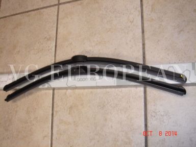 Mercedes-Benz E Genuine Front Window Wiper Blade Set NEW E350 E550 E63 AMG