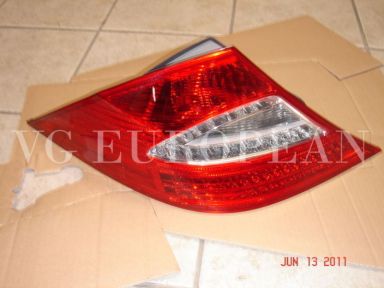 Mercedes-Benz CLS-Class Genuine Taillight Rear Lamp CLS63 AMG CLS550 2009+ NEW