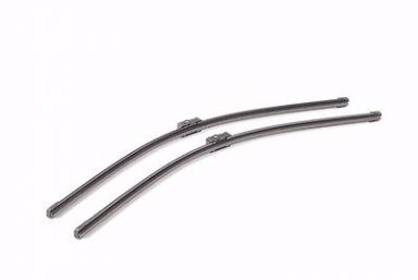 Mercedes-Benz E OEM BOSCH Front Window Wiper Blade Set NEW E350 E550 E63 AMG