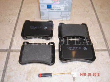 Mercedes W203 C-Class Genuine Front Brake Pad Set,Pads w/Sensor C230 C240 C320