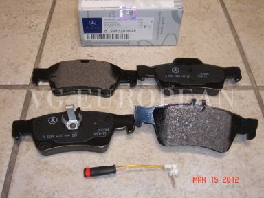 Mercedes W211 E-Class Genuine Rear Brake Pad Set,Pads w/Sensor E320 E350 E500