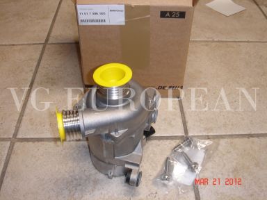 BMW E70 X5 3.0si 30i E83 X3 3.0i Genuine Electric Water Pump w/Bolt Kit NEW OE