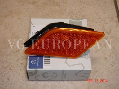 Mercedes-Benz W204 C-Class Genuine Side Marker SET In Bumper Turn Signal Light