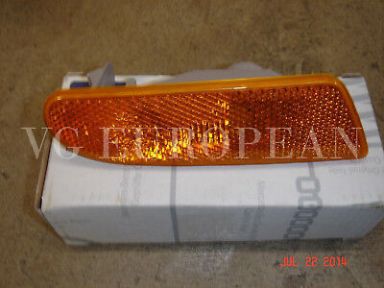 Mercedes-Benz W220 S-Class Genuine Right Side Marker In Bumper Turn Signal Light