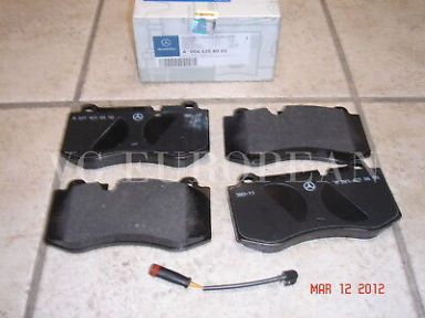 Mercedes R230 SL C216 CL Genuine Front Brake Pad Set,Pads w/Sensor  SL550 CL550