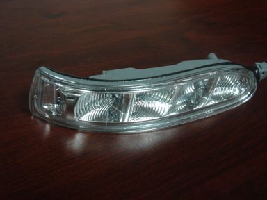 Mercedes-Benz W209 CLK-Class Genuine Right Door Mirror Turn Signal Light NEW