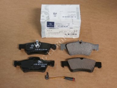 NEW Mercedes-Benz W212 E W218 CLS Class GENUINE Rear Brake Pad Set + SENSOR