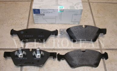 Mercedes GL-Class Genuine Front Brake Pad Set,Pads  GL450 GL550 GL350 NEW