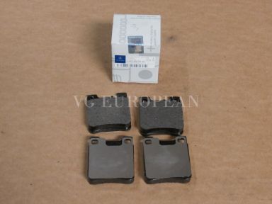 NEW Mercedes-Benz Genuine Rear Brake Pad Set Cl S CLK E SL Class 0044209220