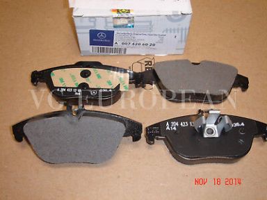 Mercedes-Benz E-Class Coupe Conv. Genuine Rear Brake Pad Set + Sensor E350 E550